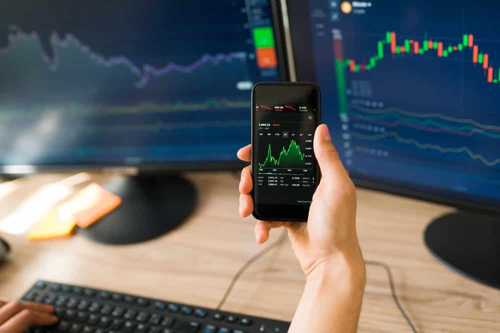 How to Start Trading Crypto Options and CFDs in 2022